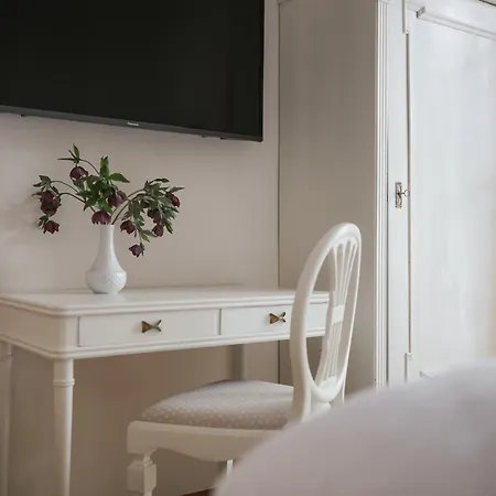 Проживання в сім'ї Bux Guestrooms Мерано