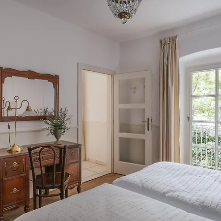 Bux Guestrooms * Мерано