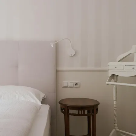 Bux Guestrooms